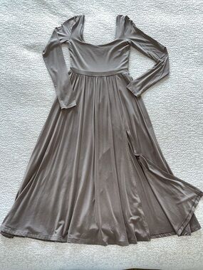 Wilfred Aritzia Slit Maxi Dress